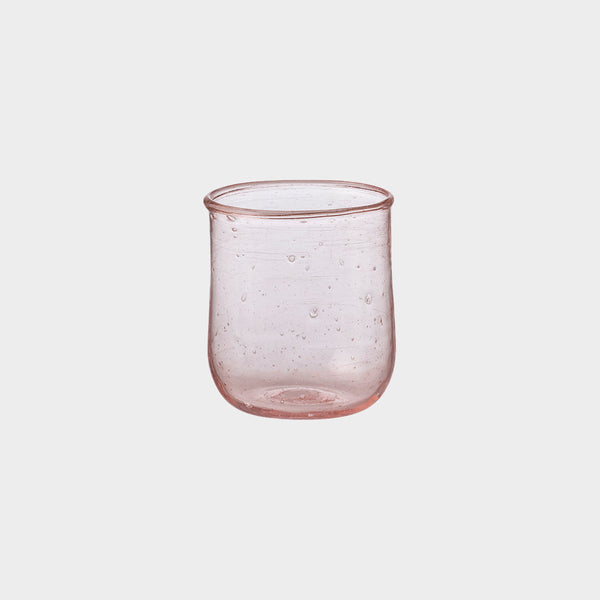 Trinkglas aus recycelten Glas.